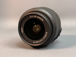 Nikon D5200 Kit 18-55mm 40 кадров