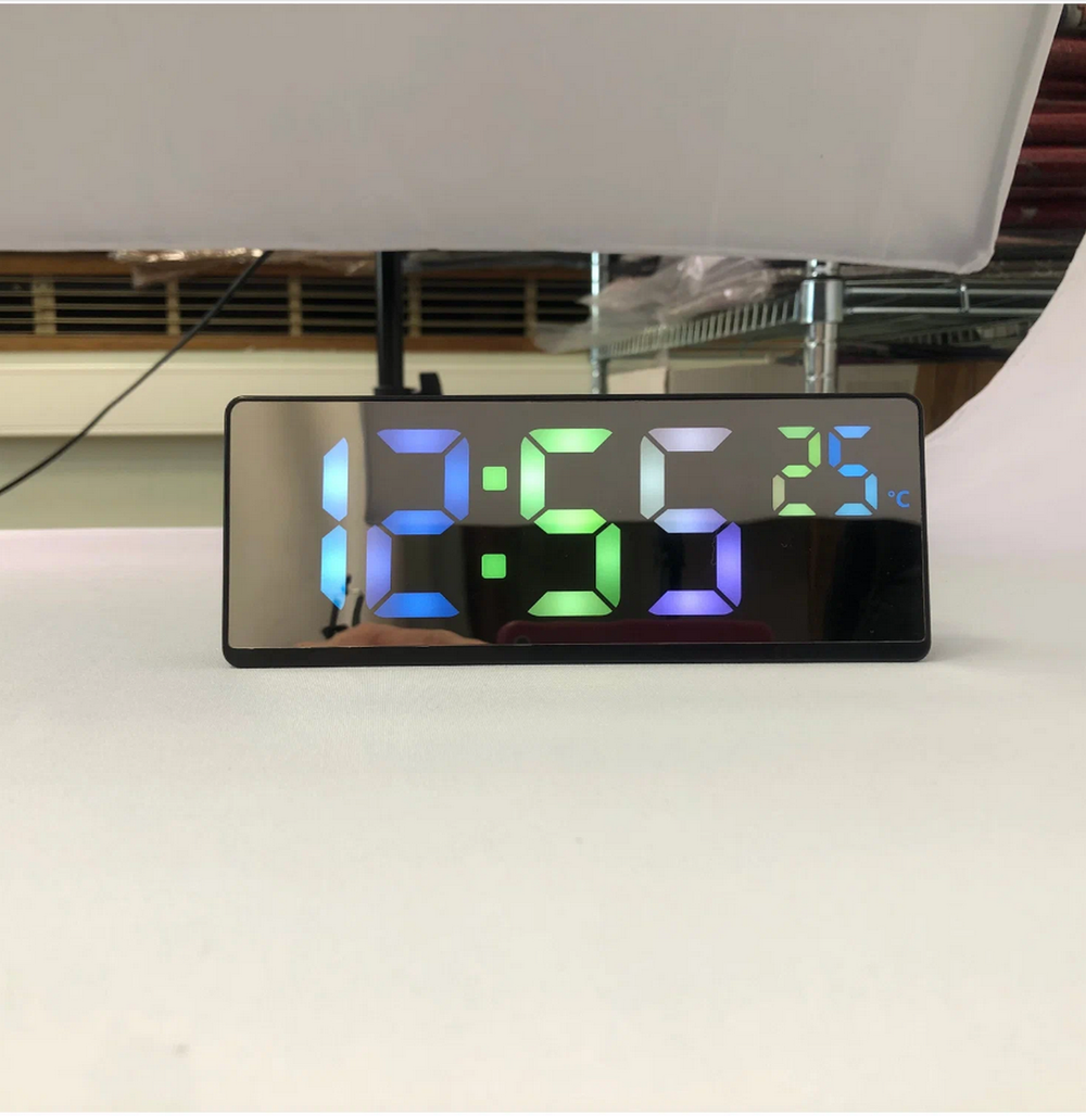 Часы настольные LED MIRROR NO.: 6631 RGB свечение