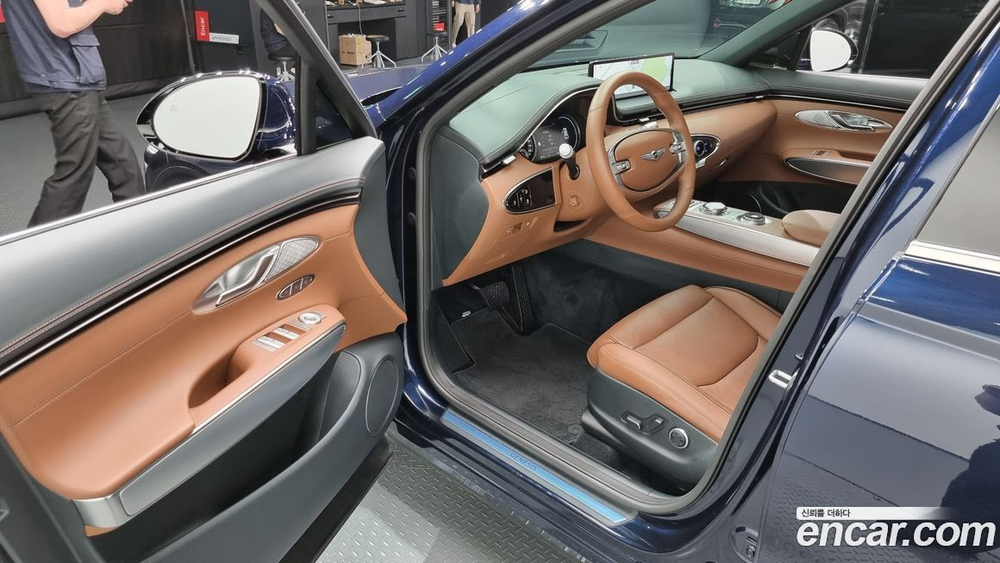 Genesis GV70 2.5T Бензин AWD (05.2022)