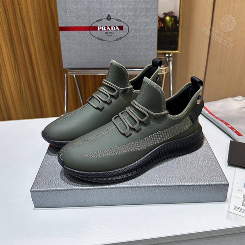 Кроссовки Prada