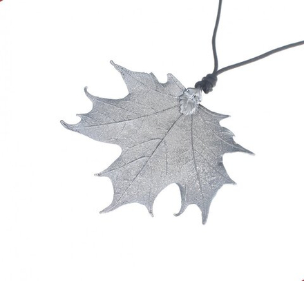 Колье в виде листа Ester Bijoux Canadian Mapl LF40A-BLACK