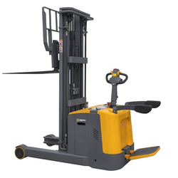 Штабелер электрический самоходный ричтрак CQD 15R (1500 кг; 5 м; 24 В / 270 Ач) SMARTLIFT (SMART)