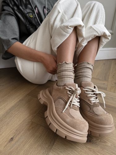 Кроссовки женские NOHO