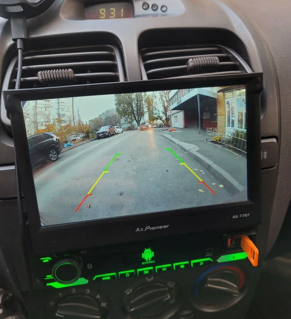 Автомобильная камера заднего вида цифровая AHD Bos-mini L162