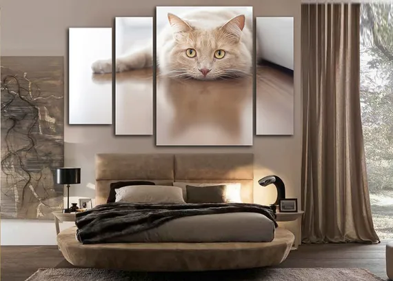 Модульная картина "Скучающая кошка"