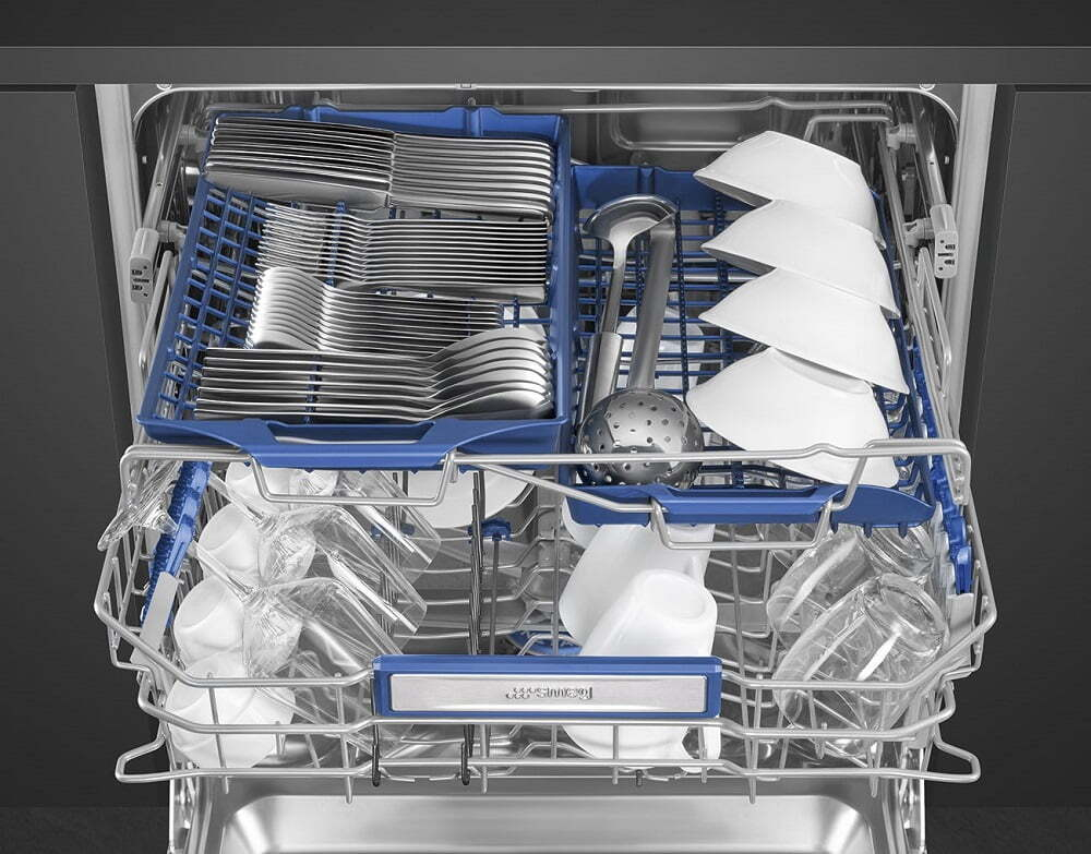Встраиваемая посудомоечная машина Smeg STL323BQLH