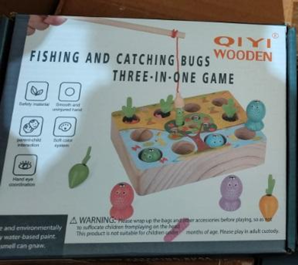 Развивающая игрушка деревянная Обьемная рыбалка урожай + червяки, коробка C-41679