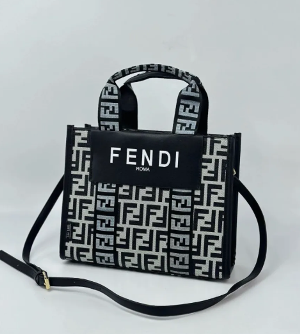 Сумка FENDI стильная