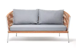 "Диего" диван 2-местный плетеный из роупа, каркас алюминий светло-серый (RAL7035) муар, роуп оранжевый меланж круглый, ткань светло-серая