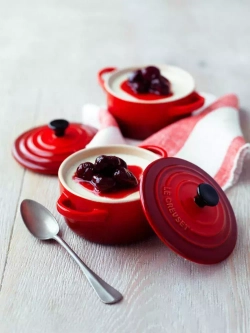 Le Creuset - Мини-кокотница 10см вишня / артикул   71901-10060   / GTIN 843251103447