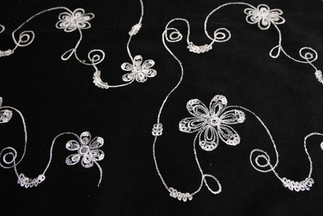 Микровельвет вышивка