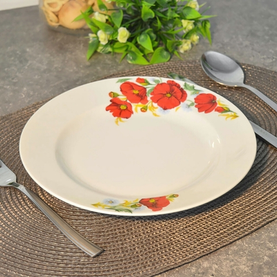 Тарелка 240мм мелкая форма Идиллия Маки красные