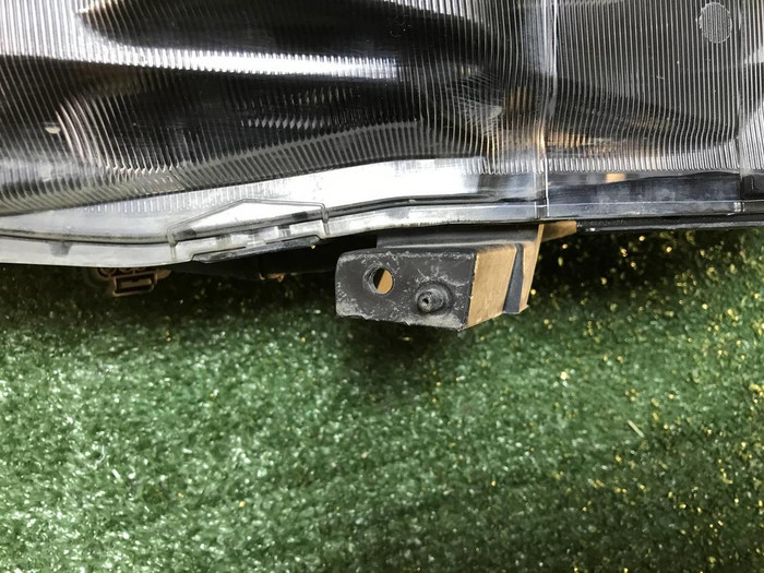 Битая Фара левая Subaru Outback 6 (2019-2022) LED