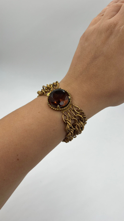 Браслет с коричневым кристаллом