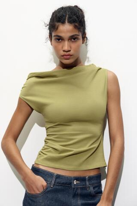 ZARA АСИММЕТРИЧНЫЙ ТОП СО СБОРКАМИ, ОЛИВКОВЫЙ