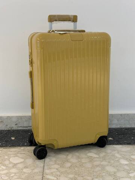 Чемодан Rimowa