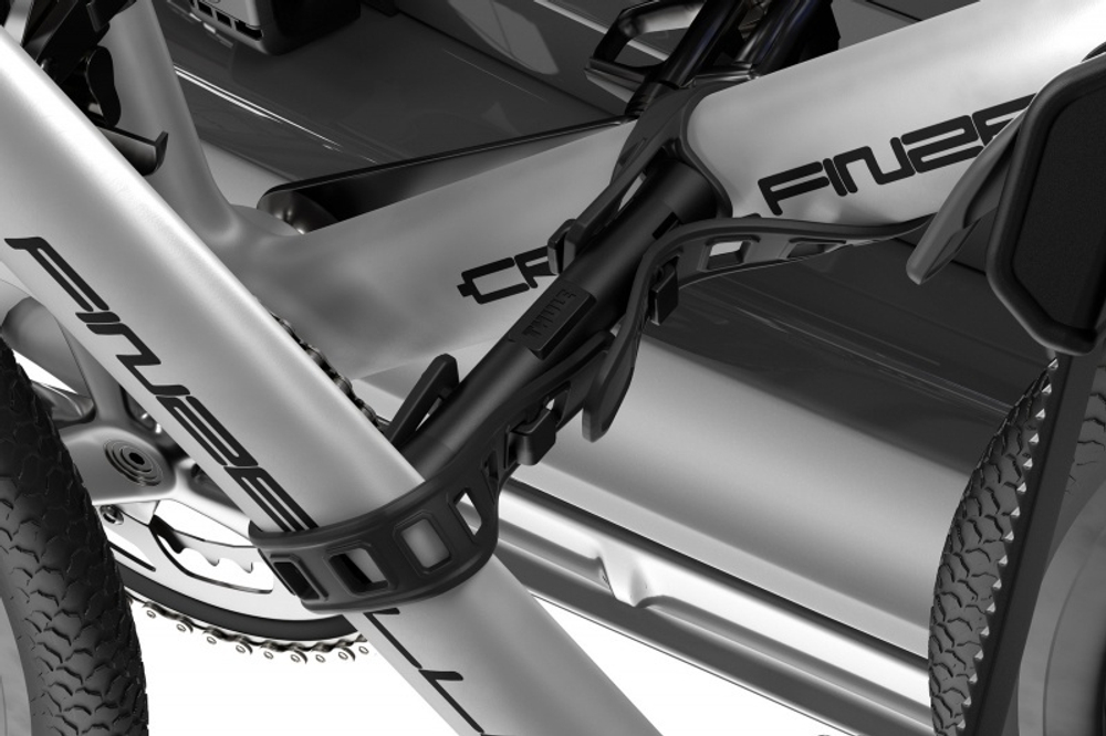 Крепление на заднюю дверь Thule OutWay 3B Hanging для 3-х велосипедов