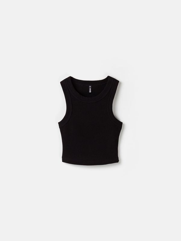 Топ халтер укороченный 