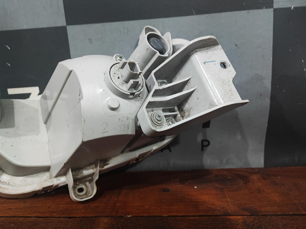 ПТФ задняя левая Mazda CX-5 2 (KF) 17-нв Б/У Оригинал KB8M51660