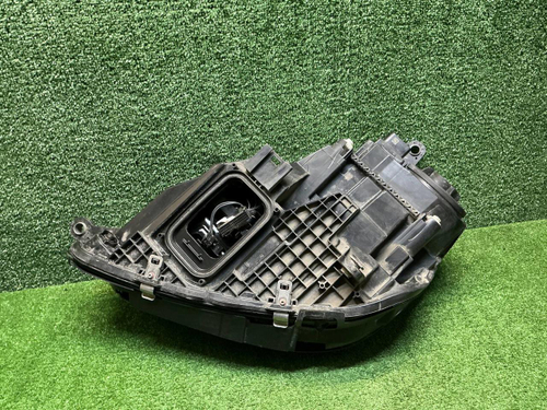 Фара правая Mercedes GLE V167 (2018-2024) LED