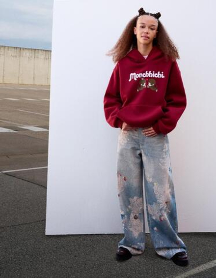 BERSHKA Толстовка с принтом Monchhichi, красный