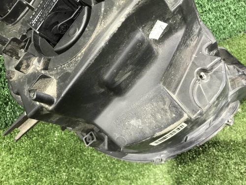 Фара левая Bentley Bentayga (2015-2020) LED