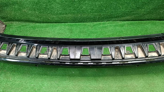 Бампер задний Chevrolet Tahoe 4 (2014-2021)