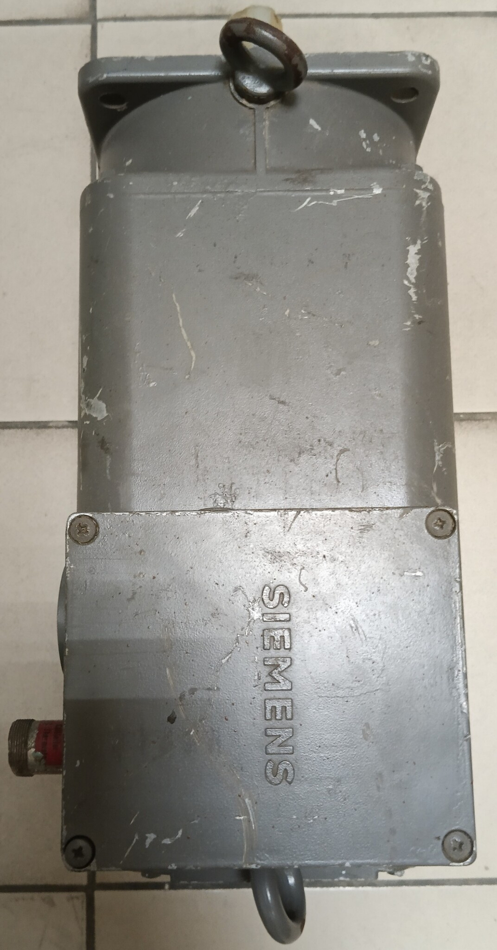 Двигатели Siemens 1FT5104-0AC01-2-Z (аналог 1FT5104-0AC71-1-1-Z) б/у