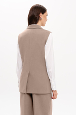 1940 Жилет женский (пепельно-бежевый)