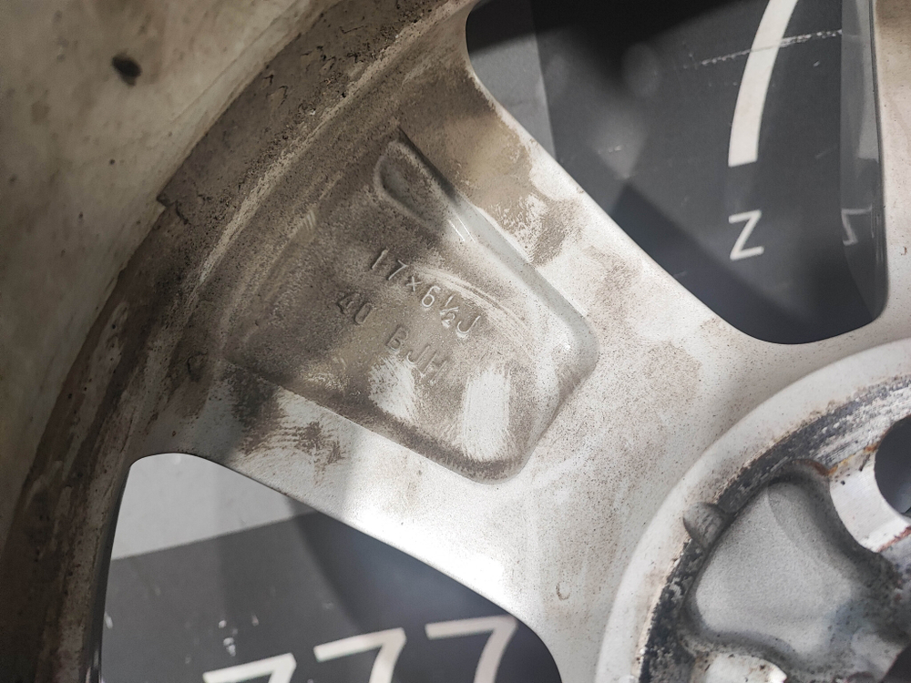 Диск колесный литой R17 Lexus UX 18-нв Б/У Оригинал 4261176220