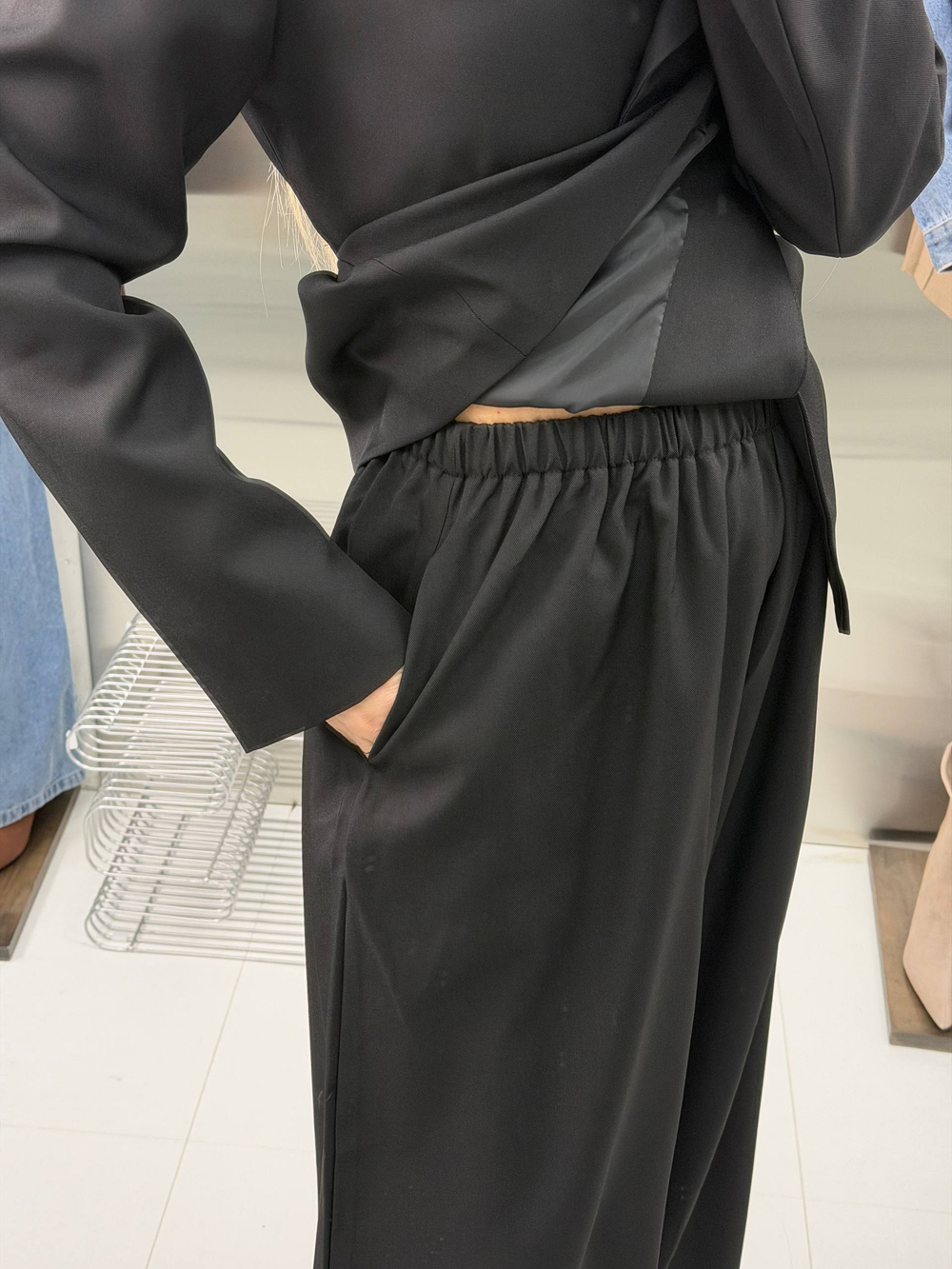 Костюм женский арт. 9221 цвет "чёрный"