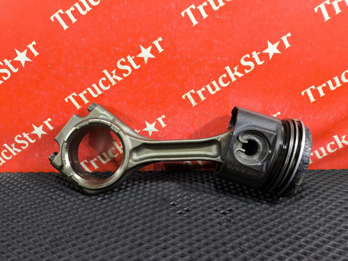 Поршень с шатуном