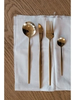 Набор столовых приборов ложек и вилок