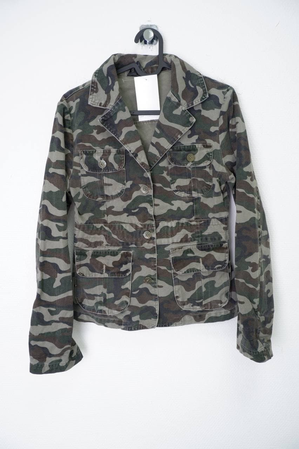 Жакет камуфляжный 42 размер