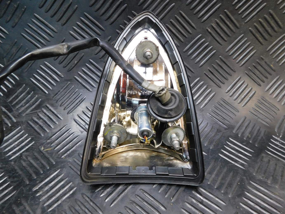 стоп-сигнал Yamaha XVS1300A Midnight Star 051657