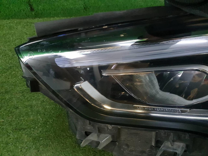Фара левая Mercedes GLA H247 (2020-2023) LED