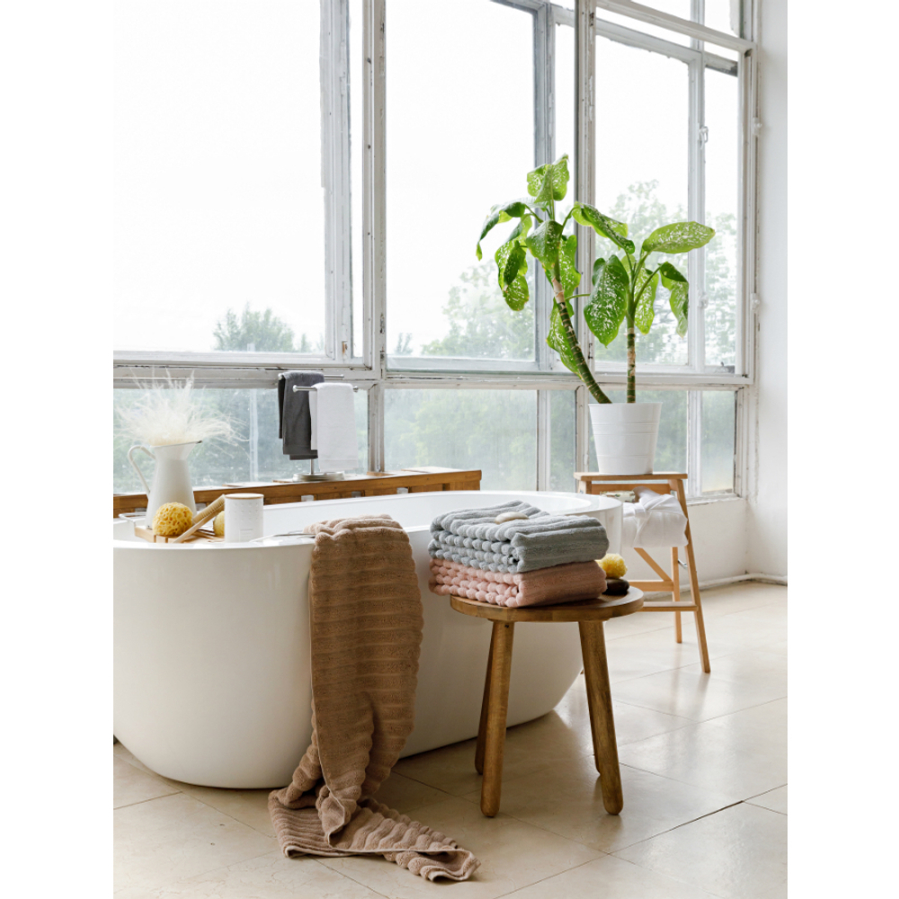 Полотенце банное Waves бежевого цвета Essential, 70х140 см