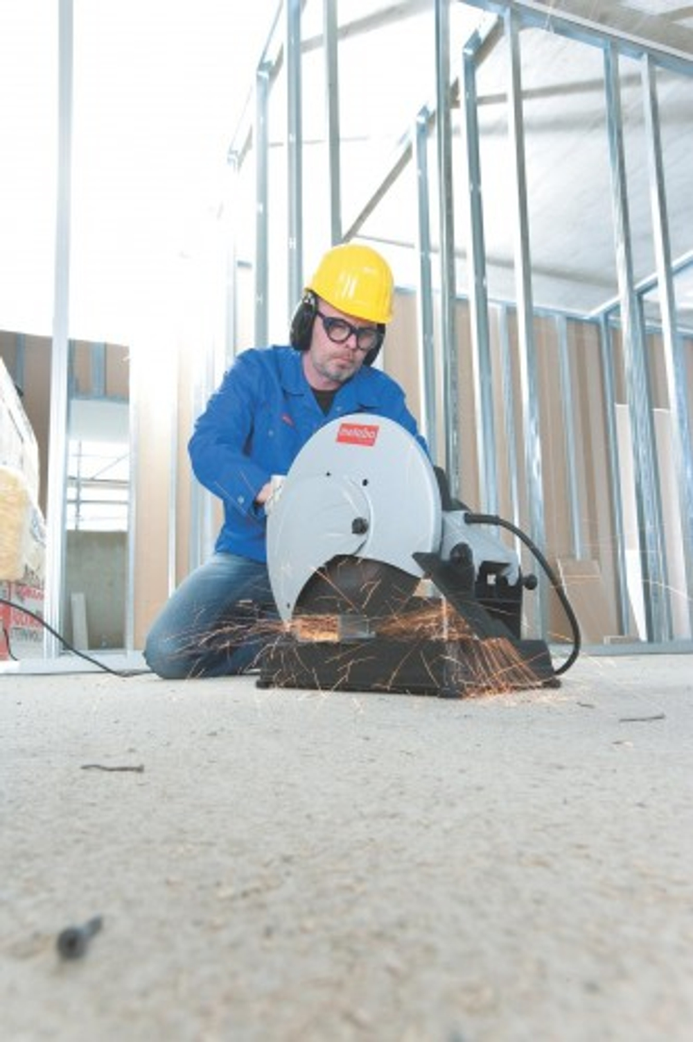 Пила монтажная сетевая METABO CS 23-355 602335850