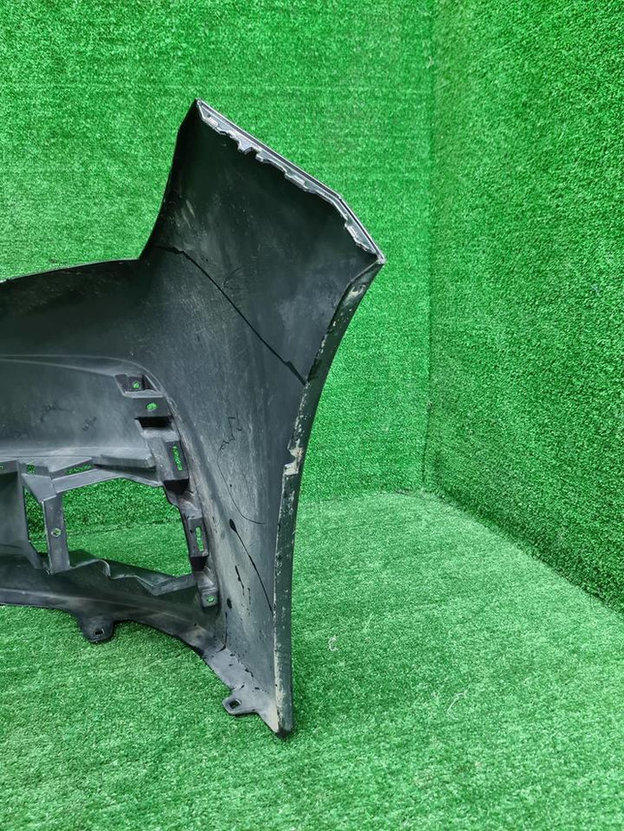 Бампер передний Toyota Corolla E160 (2015-2019)