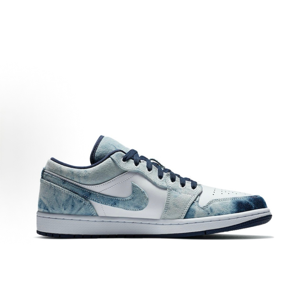 Air Jordan 1 Low SE "Washed Denim"