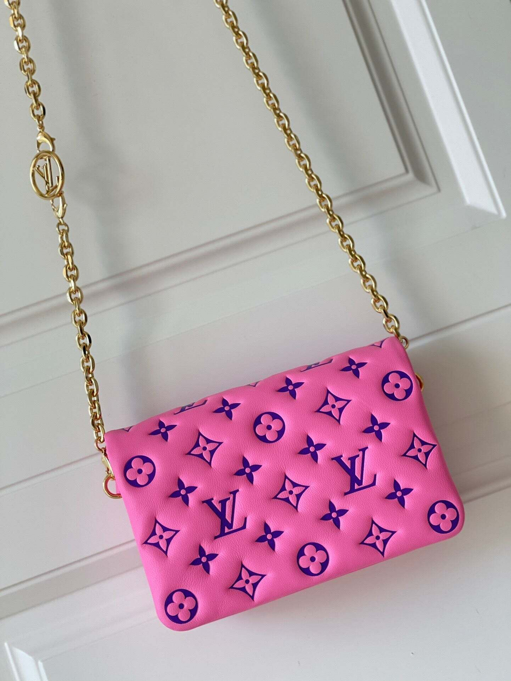 Louis Vuitton Pochette Coussin