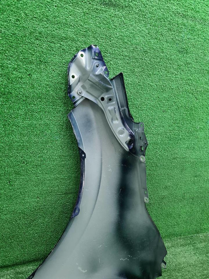 Крыло переднее правое Toyota Harrier XU80 (20-нв)