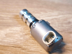 Клапан регулировки давления масла VAG