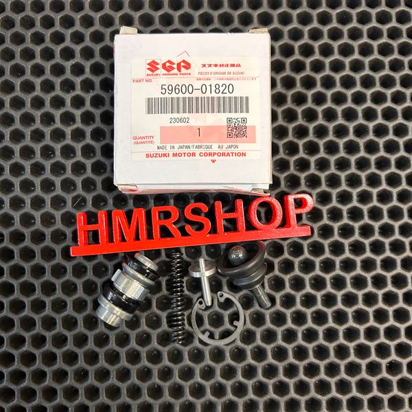Suzuki Piston/cup set 59600-01820