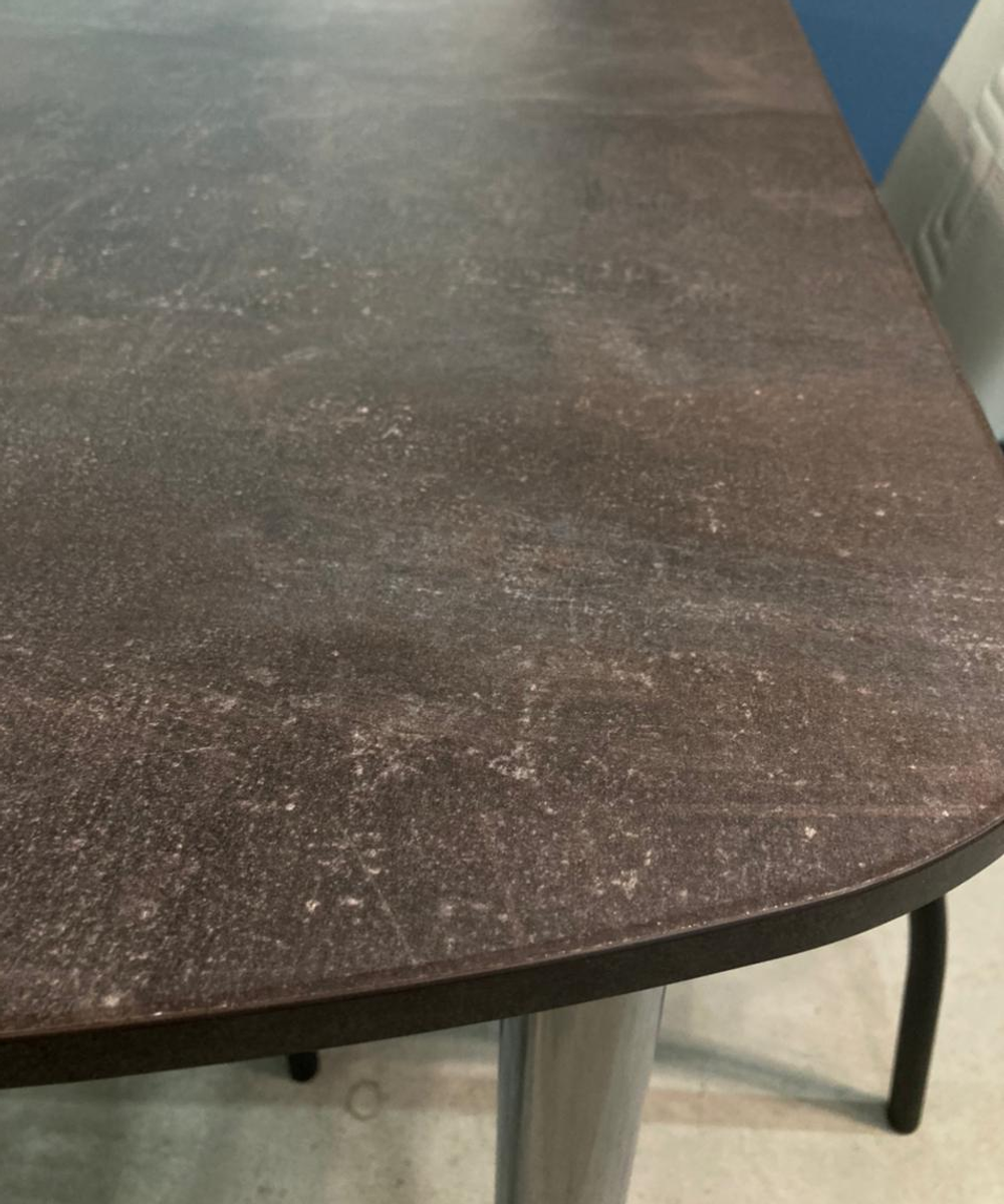 Стол раздвижной ЛДСП (подстолье прямое раздвижное бетон тёмный)