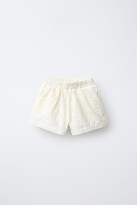 ZARA ШОРТЫ С ВЫШИВКОЙ ШИФФЛИ, ЭКРЮ