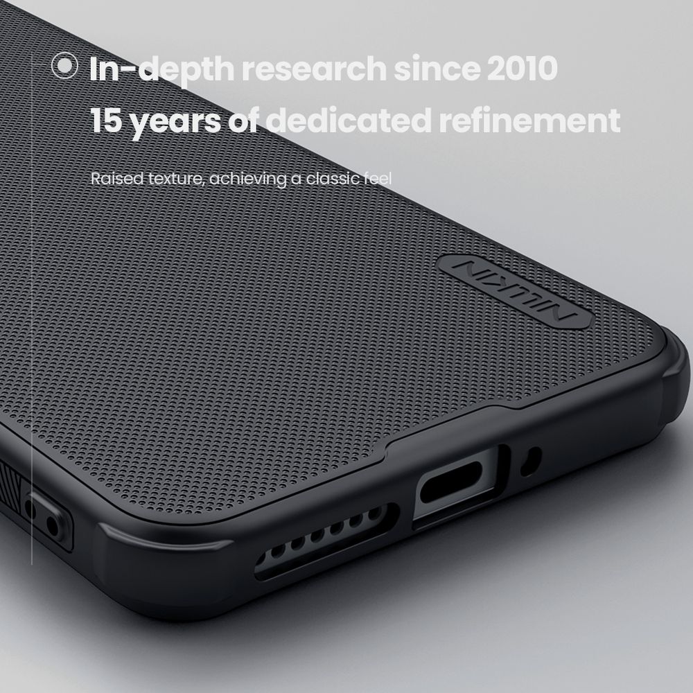 Чехол противоударный от Nillkin c поддержкой MagSafe для Xiaomi 15S Pro, серия Super Frosted Shield Pro Magnetic Case