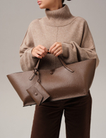 Женская кожаная сумка DBR 31136 коричневый какао