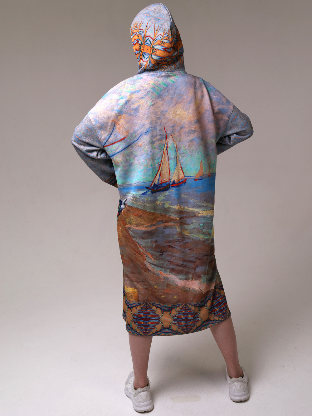 Платье с капюшоном "Рыбацкие лодки Ван Гога"