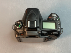 Nikon D90 14.886 кадров